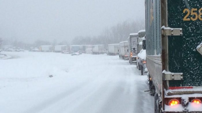 Kentucky i-65 Snow Storm