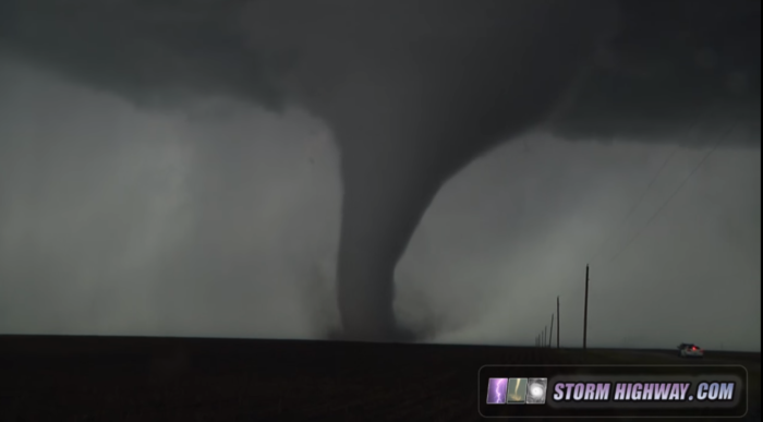 Dan Robinson – Incredible tornadoes May 24, 2016